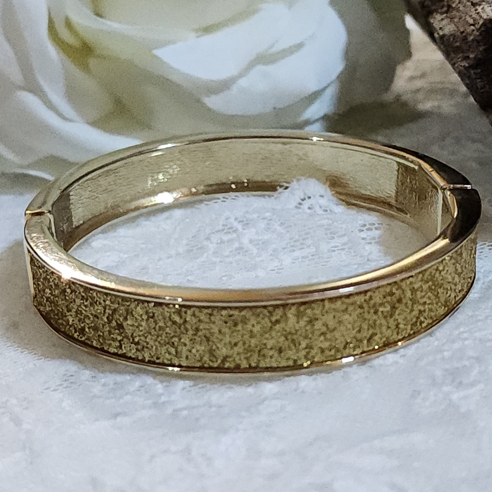 Elegant Gold-Tone Glitter Clamper Magnetic Closure Hinged Bracelet